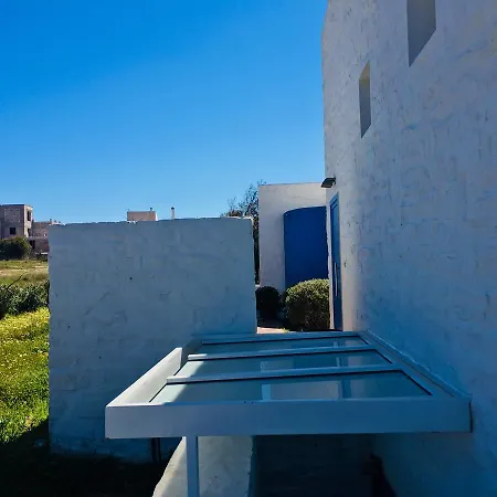 Beach House * Alikí